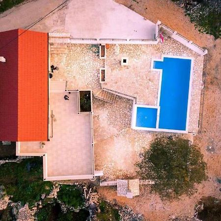 Dvori Stipanovi With Heated Pool And Jacuzzi Villa Donje Rascane Eksteriør billede